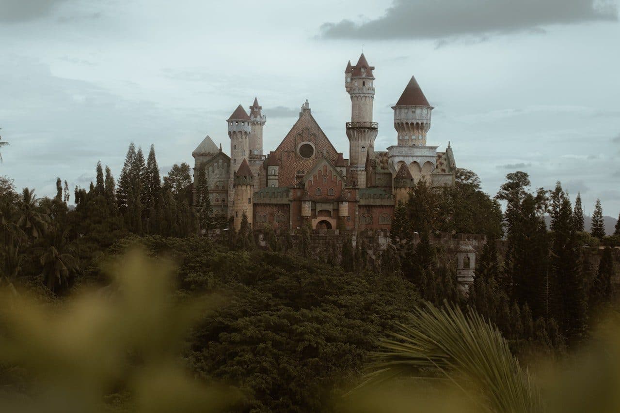 Worldbuilding techniques - Photo by Rex Joshua Alarcon America for Pexels